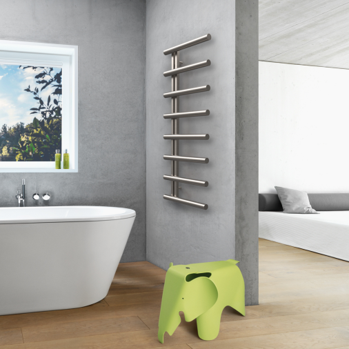 csm_Zehnder_RAD_StudioCollection_Chime-HY-BrushedBlackChrome-bathroom-bedroom_cad24168f7