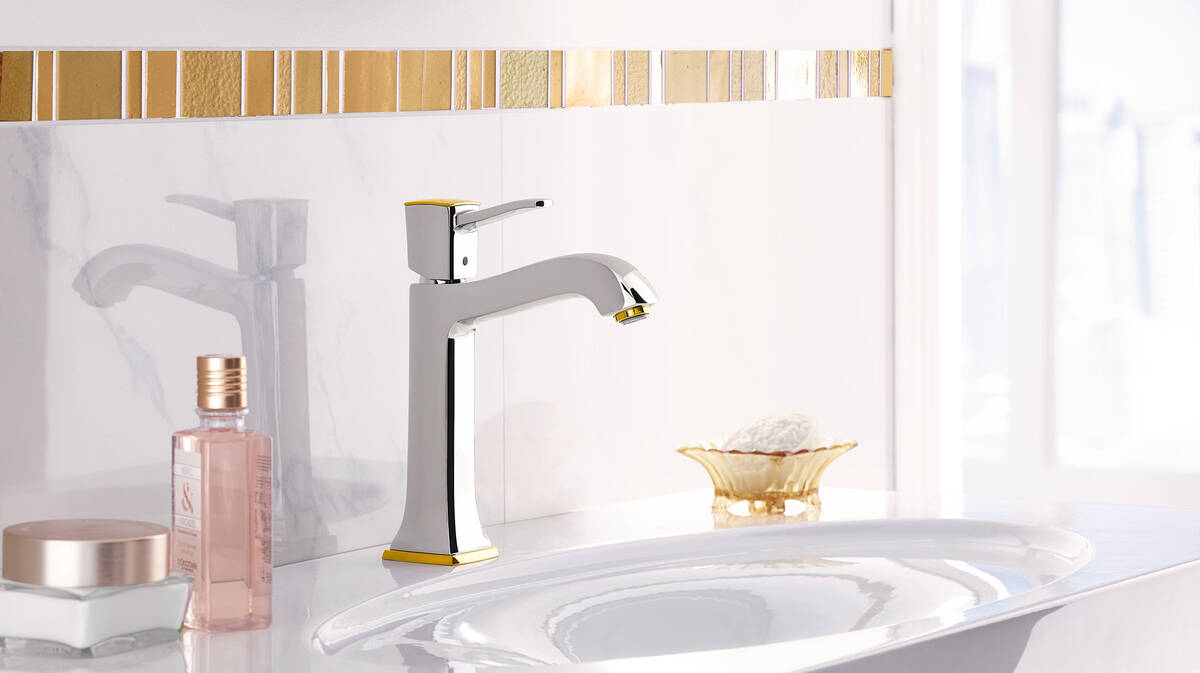 metropol-classic_single-lever-basin-mixer-160_partial-ambiance_16x9
